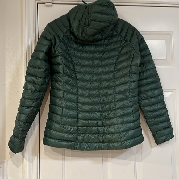 Mountain Hardwear Ghost Whisperer Down Jacket - Picture 2 of 6